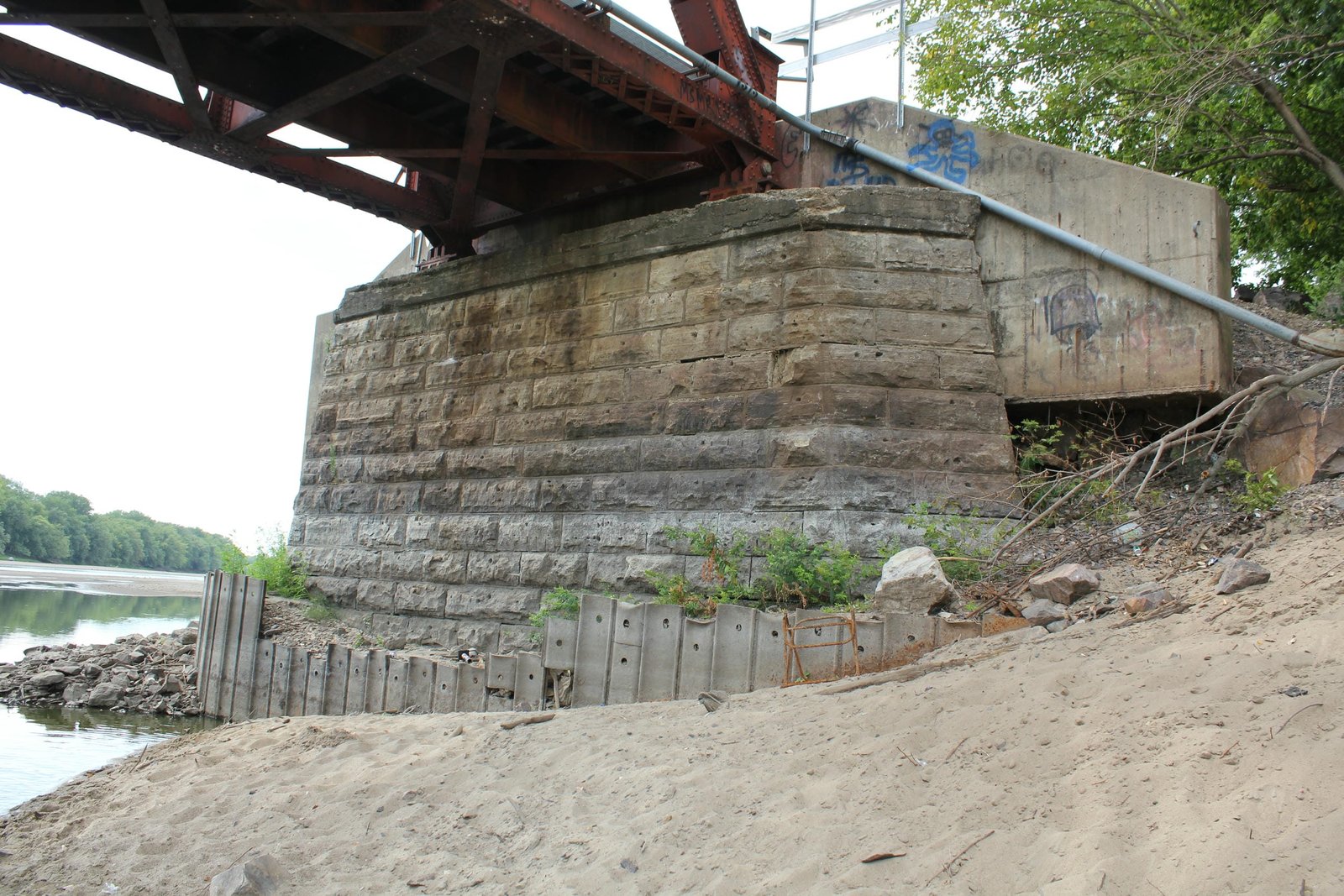 South abutment